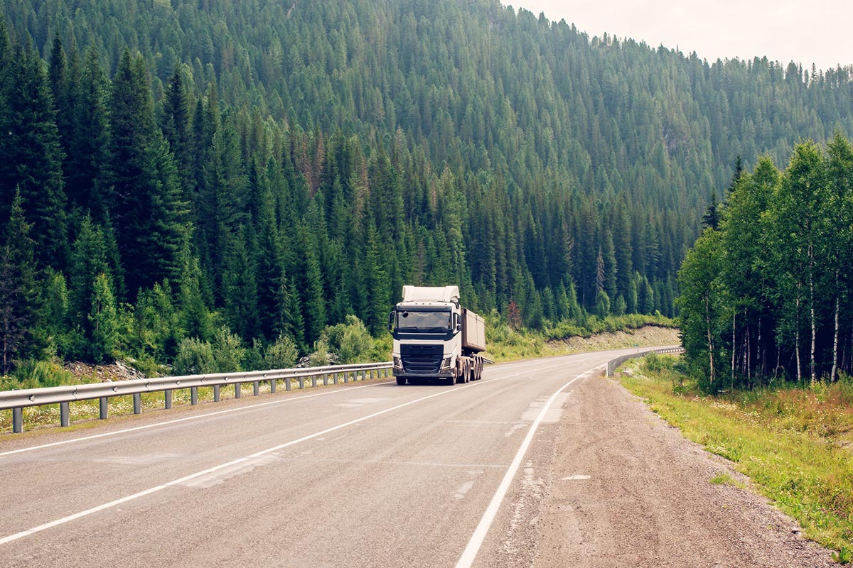 What to know about transportation and trucking systems Canada